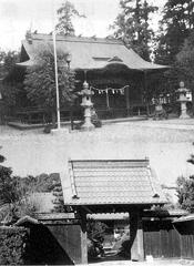 文書を伝えた神社と加藤家(円泉坊)の画像